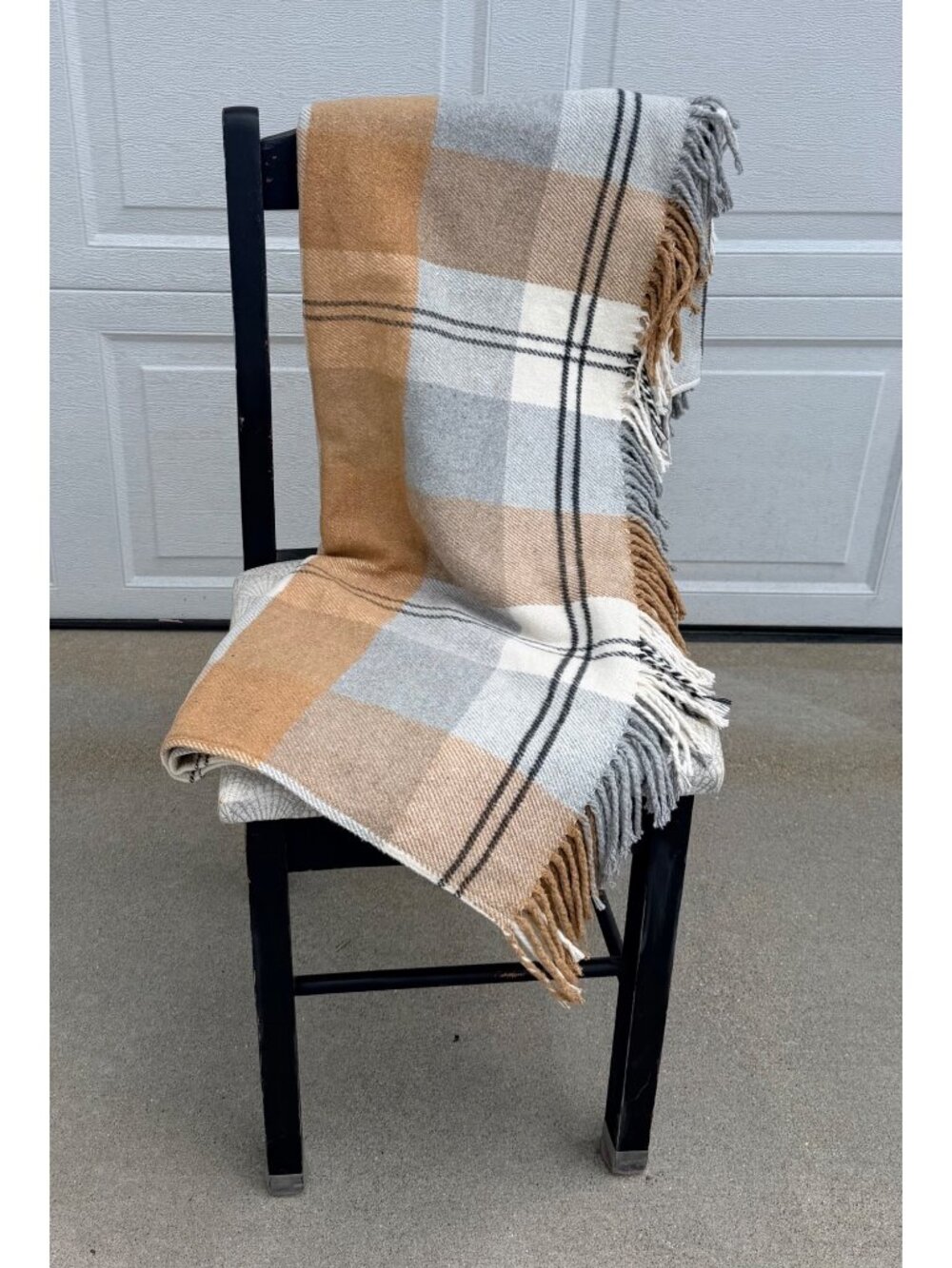 Roca Home Plaid Throw Blanket Fringed Edges Tan Gray & White Cozy Fall Home Déco